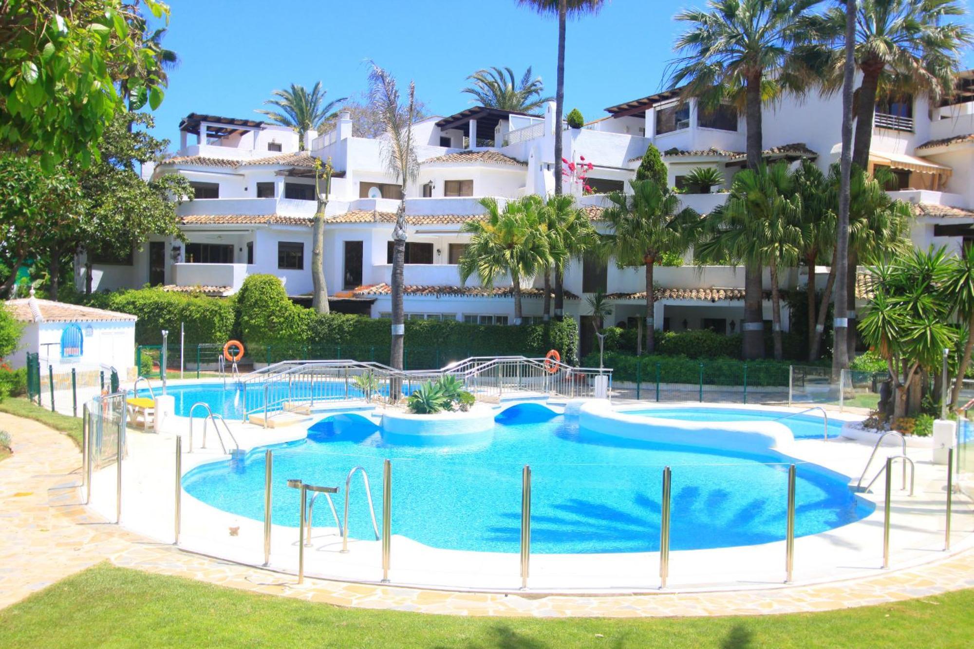 1108 Beachfront 2 Apartments With Roofterrace 80Mtrgt Beach 3 Pools Marbellac Extérieur photo